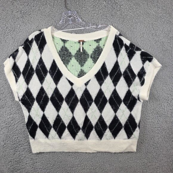 Free People Tops - Free People Sweater Women's Through the Motions Cropped Argyle Plaid Vest SIze M